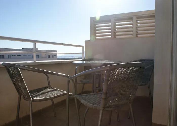 Golf Y Playa Junto Al Cabo De Gata